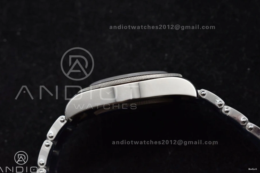 On Bracelet Bay 39MM Heritage Best ZF Black 1:1 Edition V5 A2824 Bezel SS Black 1106